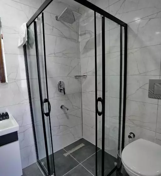 Hotelli Shelton Airport