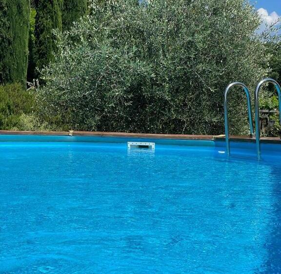 住宿加早餐  Agriturismo Podere Querceto