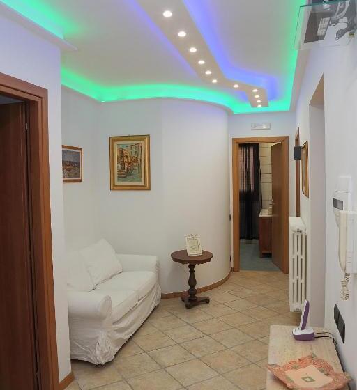 مبيت وإفطار Normanni 28   Private And Guest House