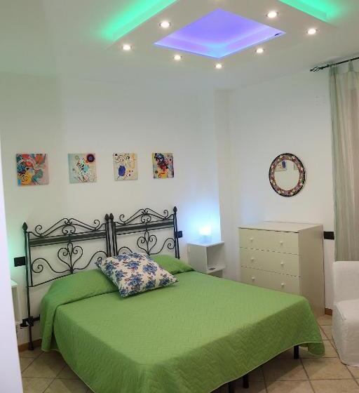 مبيت وإفطار Normanni 28   Private And Guest House