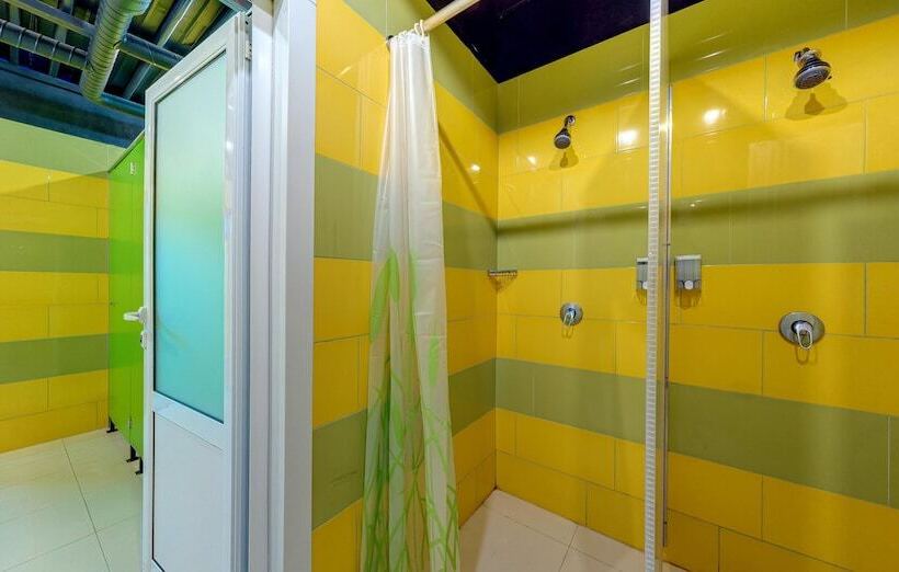 Green Cube Capsule Hostel