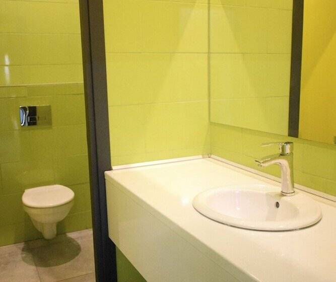 Green Cube Capsule Hostel