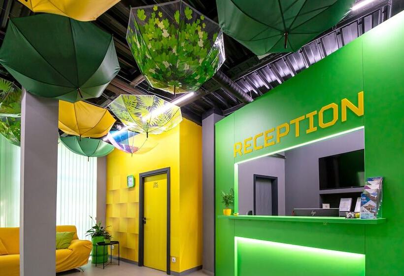 Green Cube Capsule Hostel