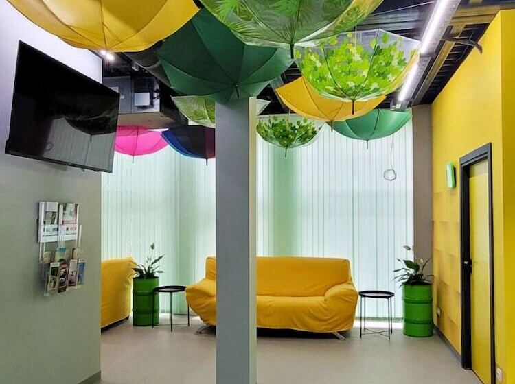 Green Cube Capsule Hostel