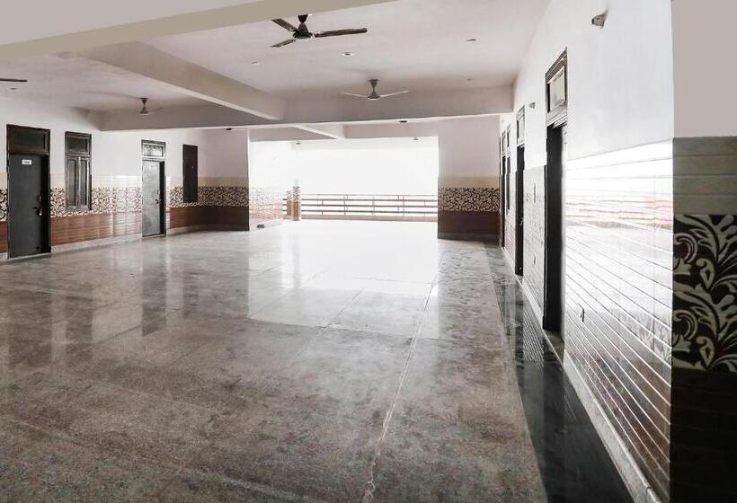 Hotel Oyo Flagship 81410 Ap Palace