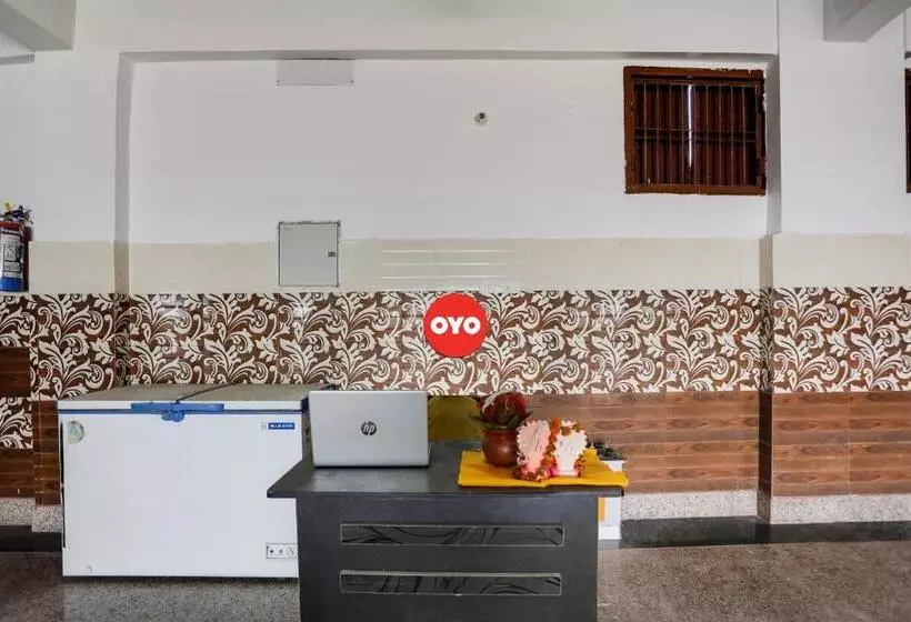 ホテル Oyo Flagship 81410 Ap Palace