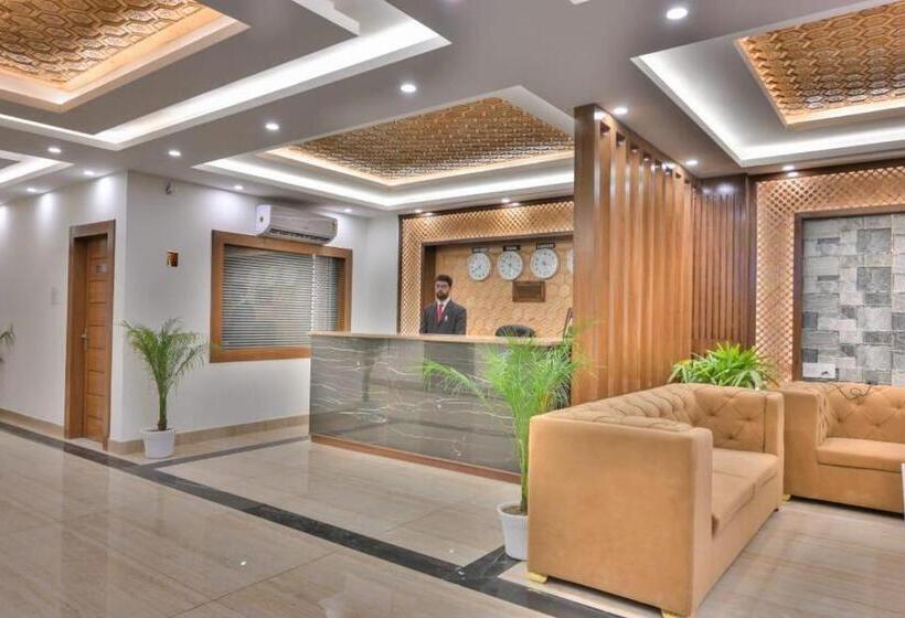 Hotell Treebo Royal Park   7 Km From Dal Lake