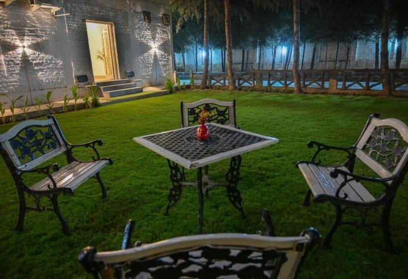 Hotell Treebo Royal Park   7 Km From Dal Lake