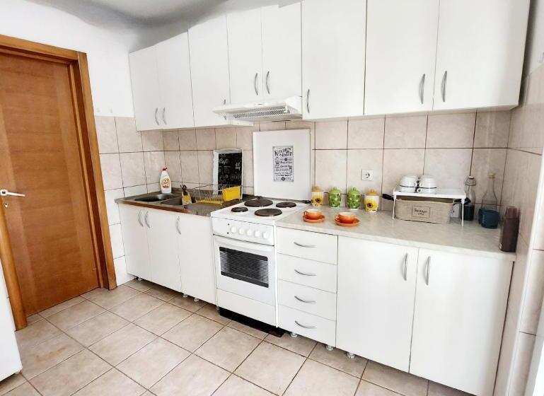 پانسیون Bela Kuća Studio Apartments Na Korak Do Mora A Step To The Sea