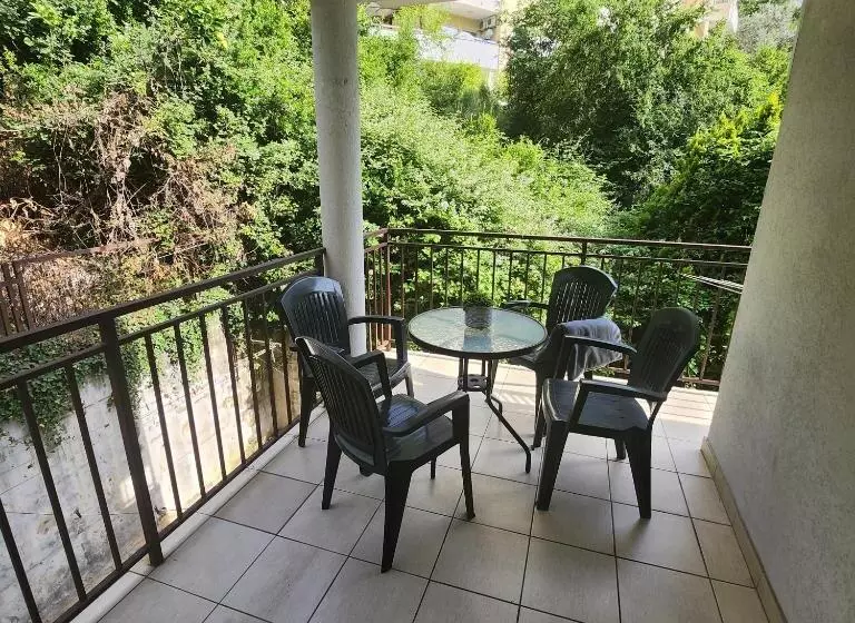 پانسیون Bela Kuća Studio Apartments Na Korak Do Mora A Step To The Sea