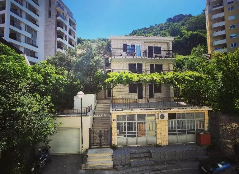پانسیون Bela Kuća Studio Apartments Na Korak Do Mora A Step To The Sea
