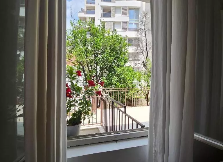 پانسیون Bela Kuća Studio Apartments Na Korak Do Mora A Step To The Sea