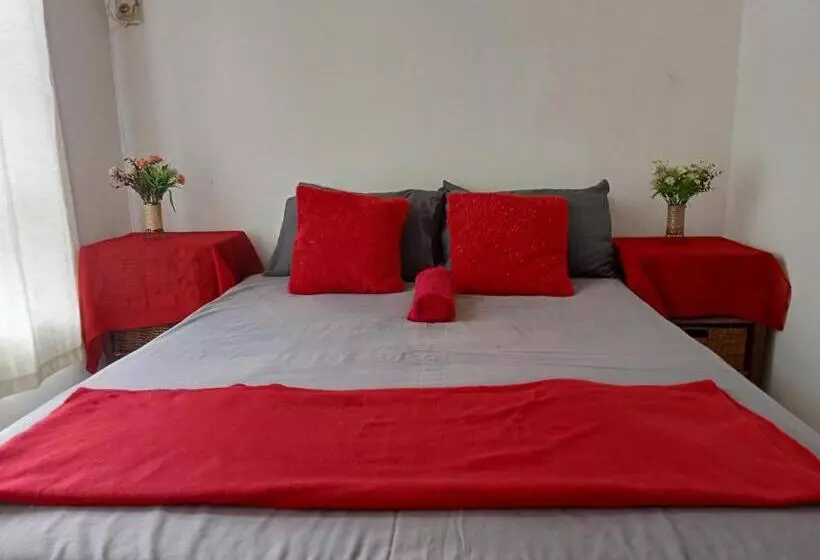 ペンション Holy And Joy Guesthouse