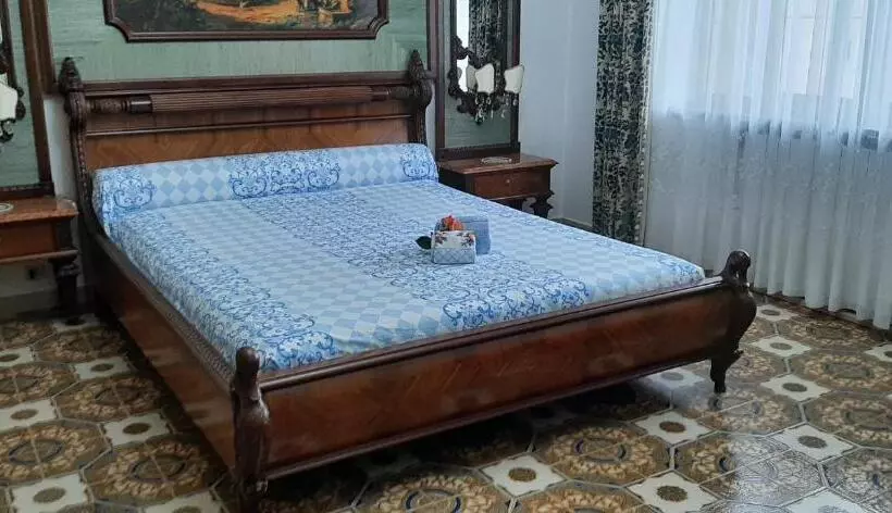 ペンション Sa Prenda E Oro