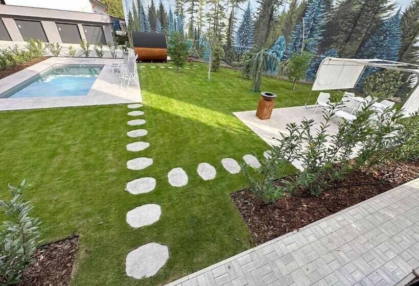 Dohnanyi Villa By Chors