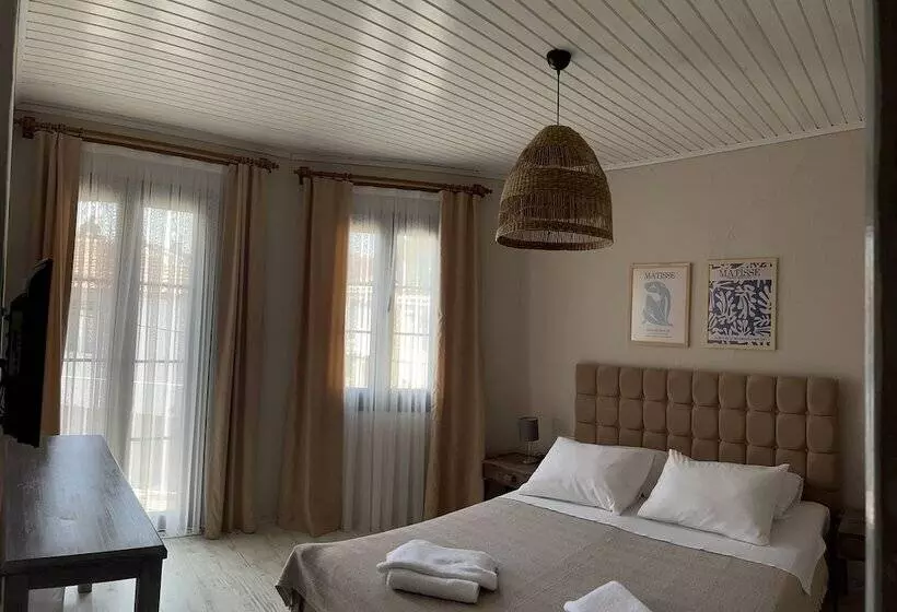 La Luna Boutique Hotel   Alacati Reisdere