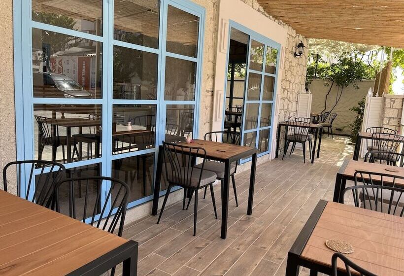 La Luna Boutique Hotel   Alacati Reisdere