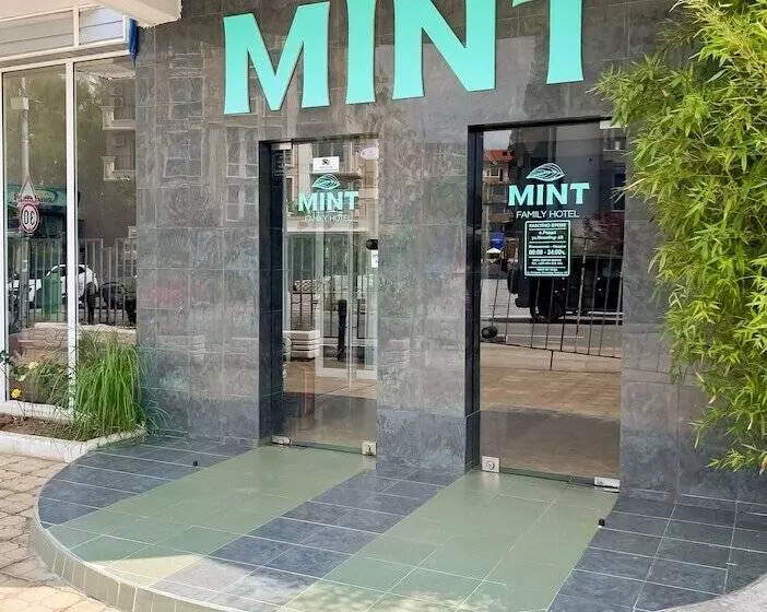 ホテル Mint Family