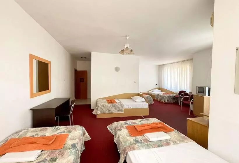 ホテル Mint Family