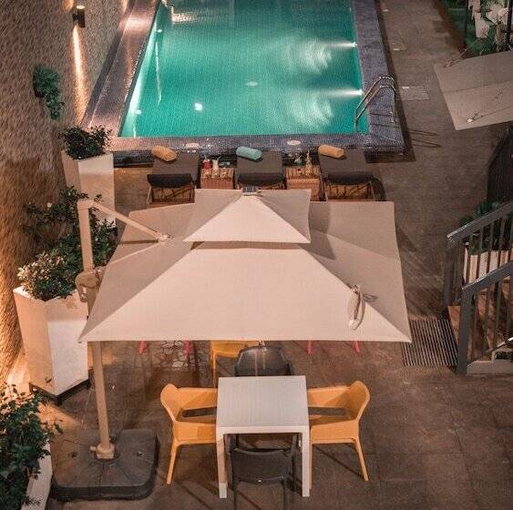 Отель Platinum Cocotiers