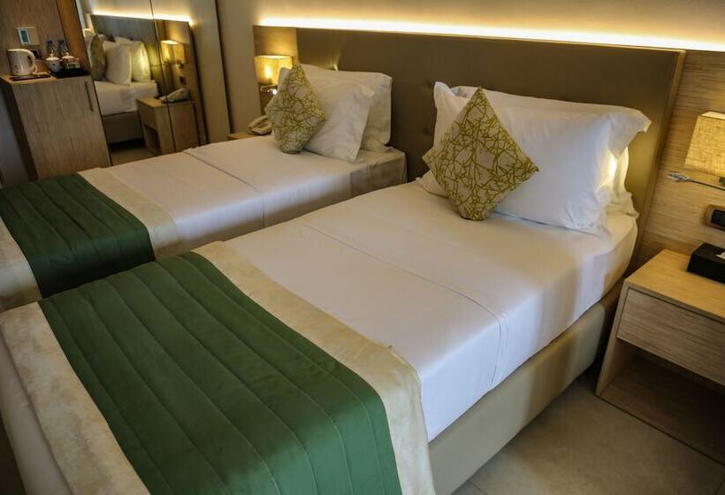 Отель Platinum Cocotiers