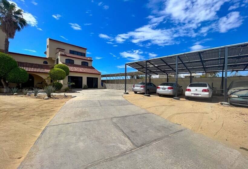 پانسیون Las Quintas