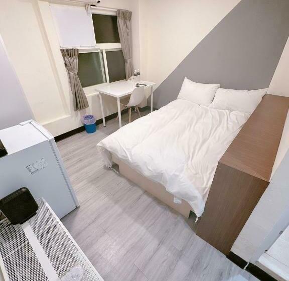 هاستل 新獅城商務旅館new Lion City