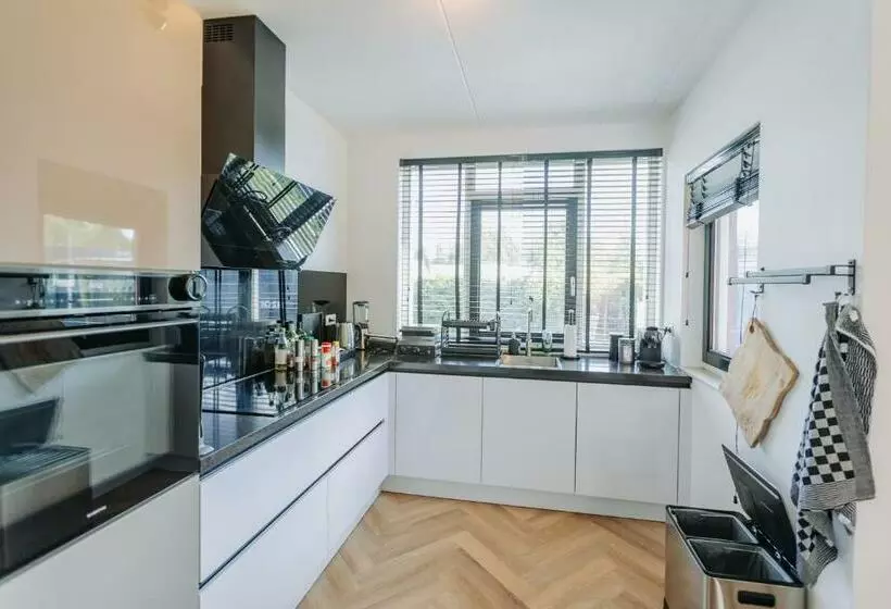 هاستل Dutch Design Villa With 6 Luxurious Bedrooms