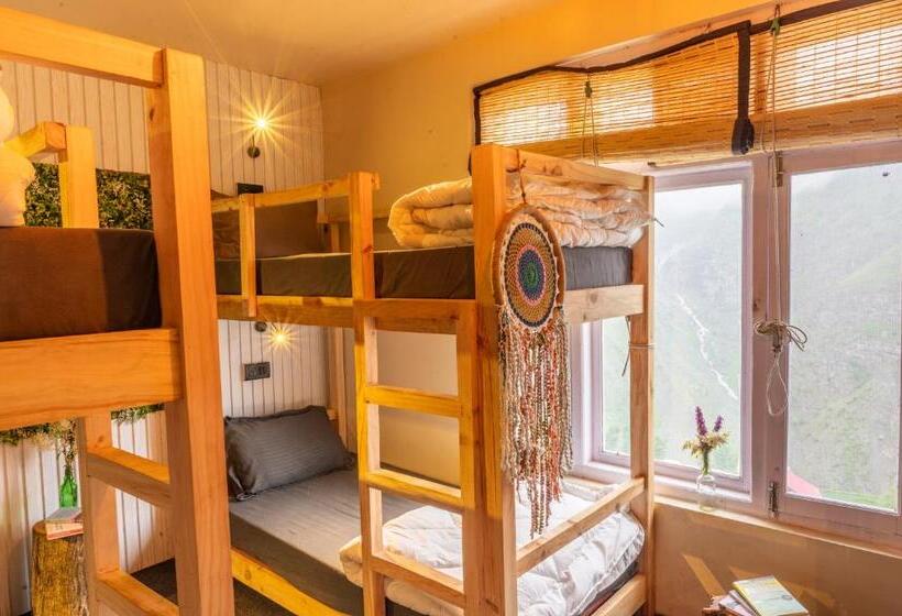 הוסטל Grease Moto Club Khangsar, Sissu