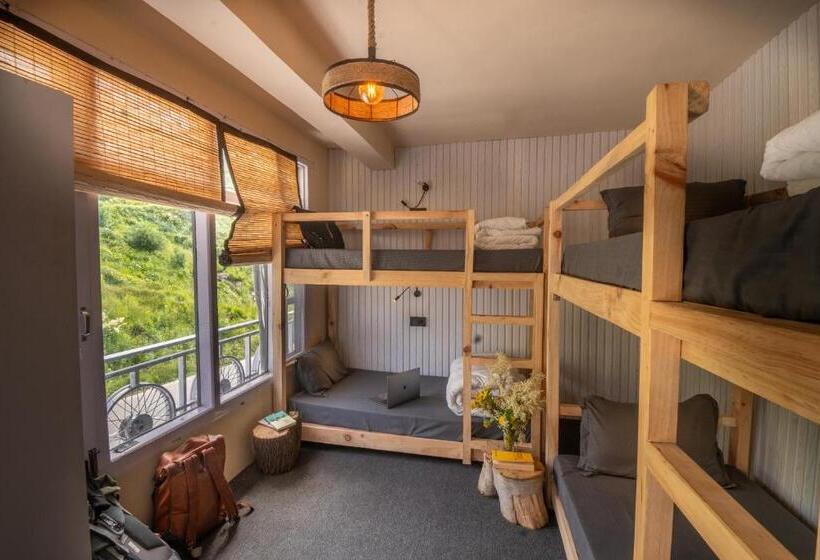 הוסטל Grease Moto Club Khangsar, Sissu