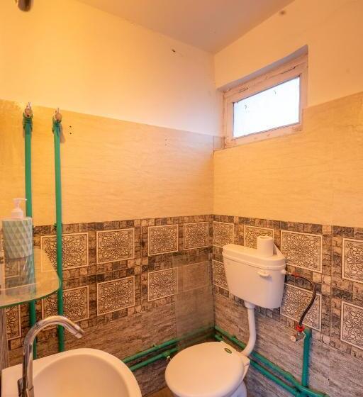 הוסטל Grease Moto Club Khangsar, Sissu