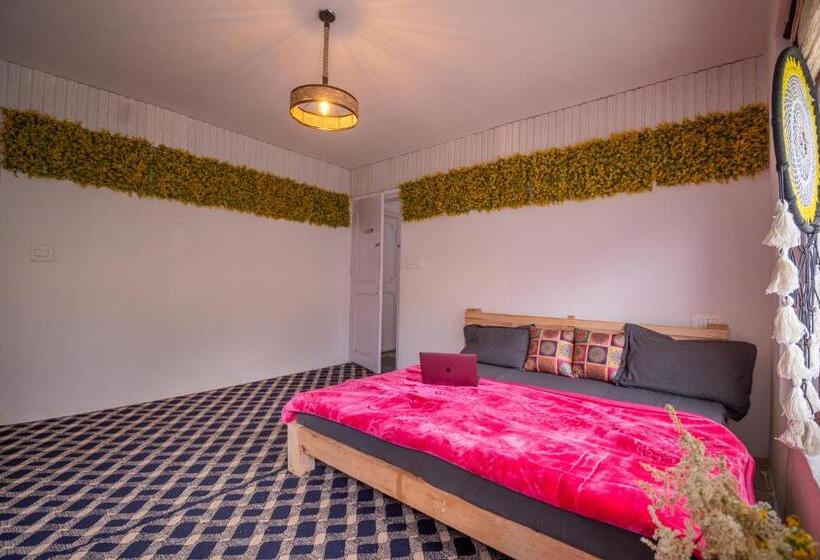 הוסטל Grease Moto Club Khangsar, Sissu