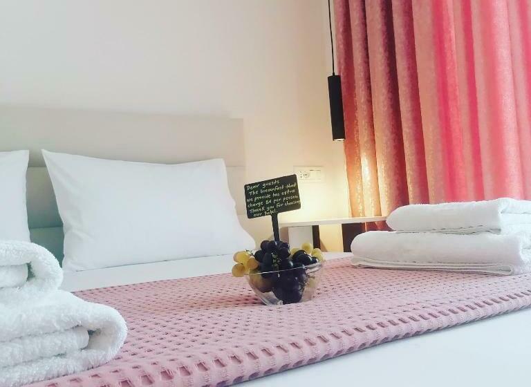 تختخواب و صبحانه Villa Tonia