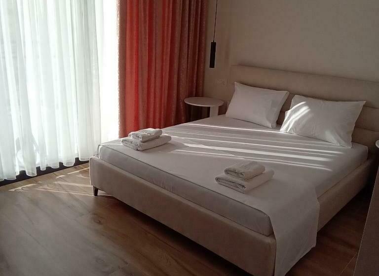 تختخواب و صبحانه Villa Tonia