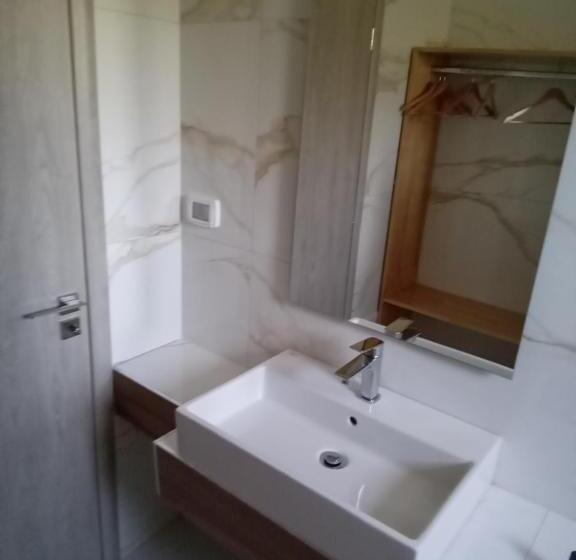 تختخواب و صبحانه Villa Tonia