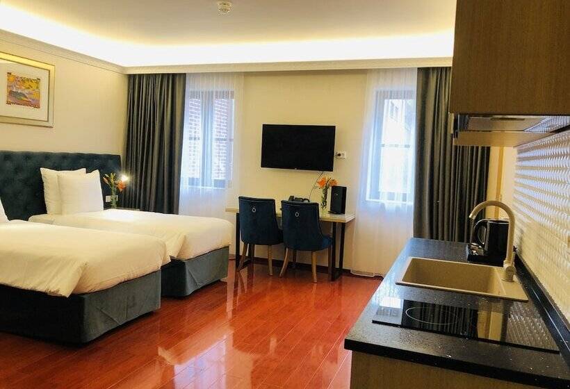 Chassé Hotel Residency