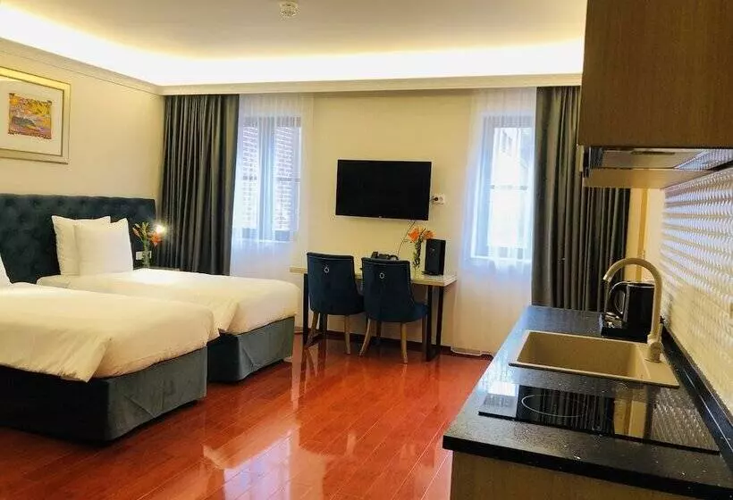 Chassé Hotel Residency