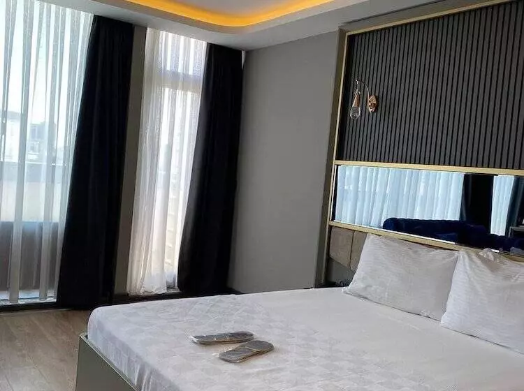 ホテル 216 Ruby Suite