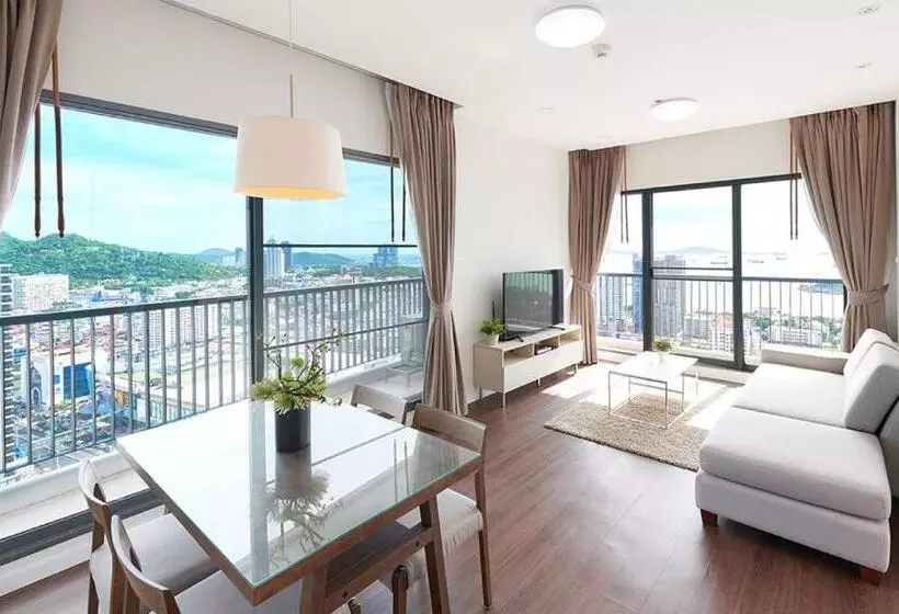 Hotelli Citiresort @sea Sriracha