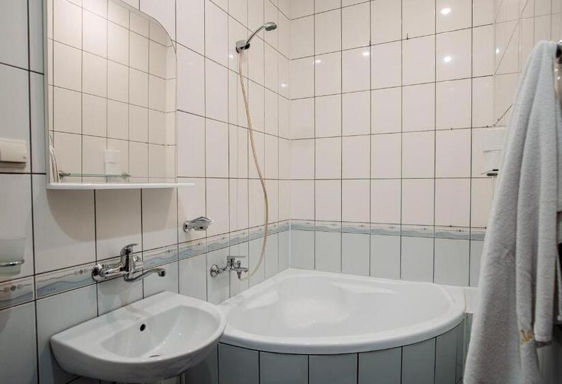 בית מלון כפרי Club Ph