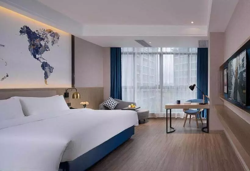 Kyriad Marvelous Hotel Hezhou Wanda Plaza