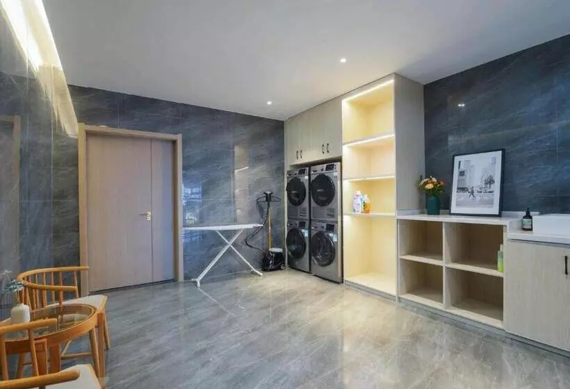 Kyriad Hotel Baoying Jinyuan Square High Speed Railway Station