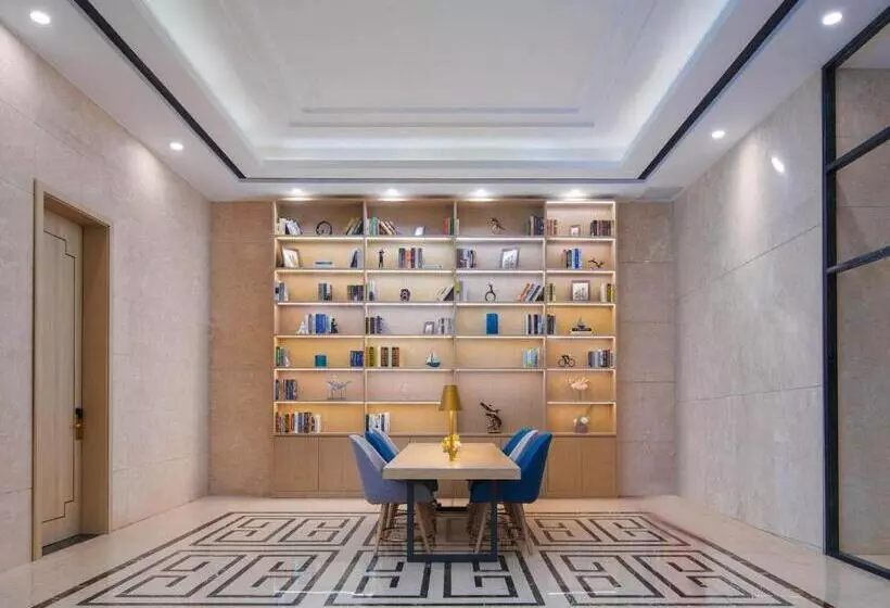 Kyriad Hotel Baoying Jinyuan Square High Speed Railway Station