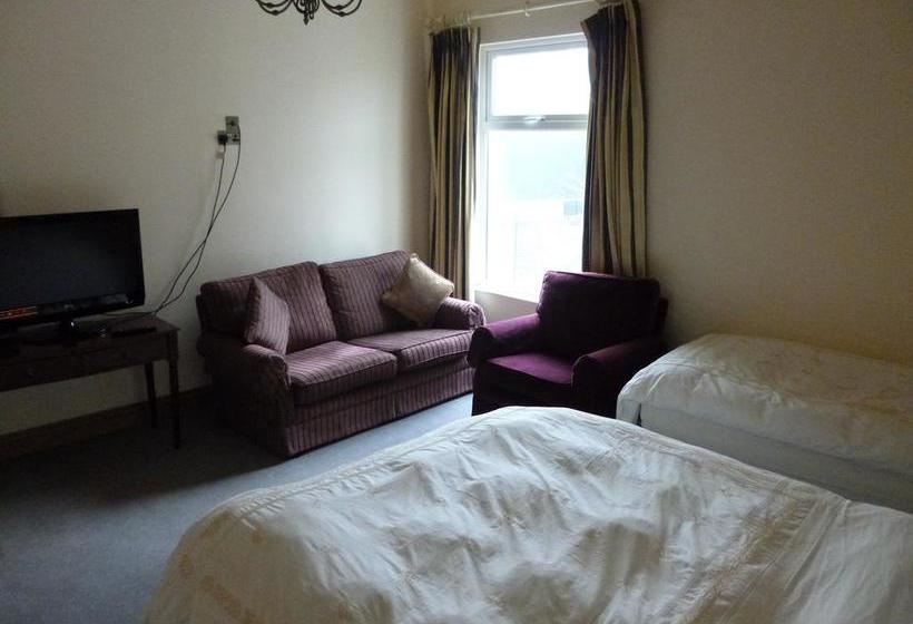 ベッドアンドブレックファースト Acton Lodge Guesthouse