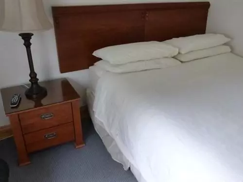 ベッドアンドブレックファースト Acton Lodge Guesthouse
