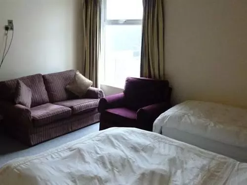ベッドアンドブレックファースト Acton Lodge Guesthouse