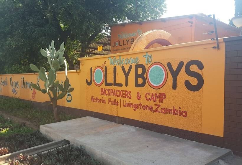 هاستل Jollyboys Backpackers