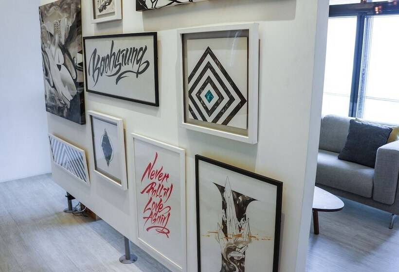 تختخواب و صبحانه Island House