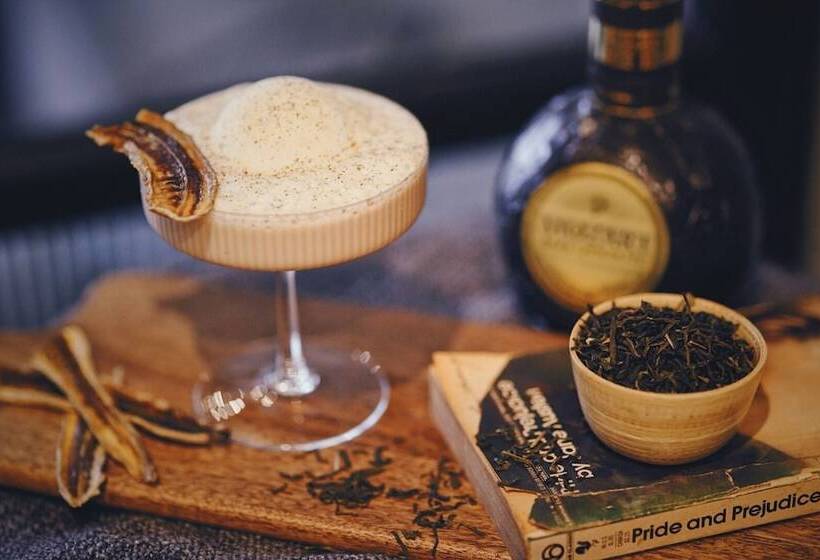 تختخواب و صبحانه Island House