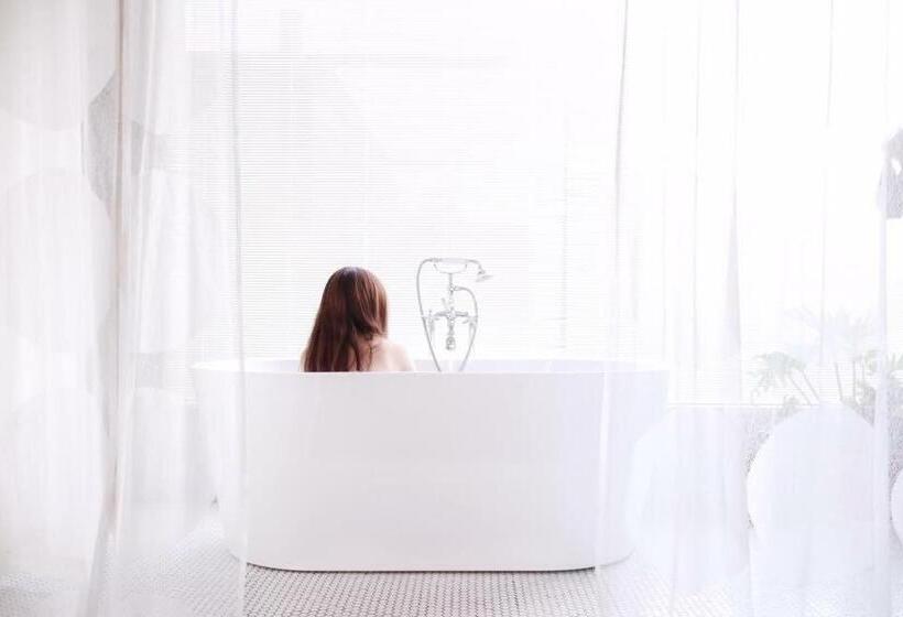 تختخواب و صبحانه Kenting Sun Light Inn